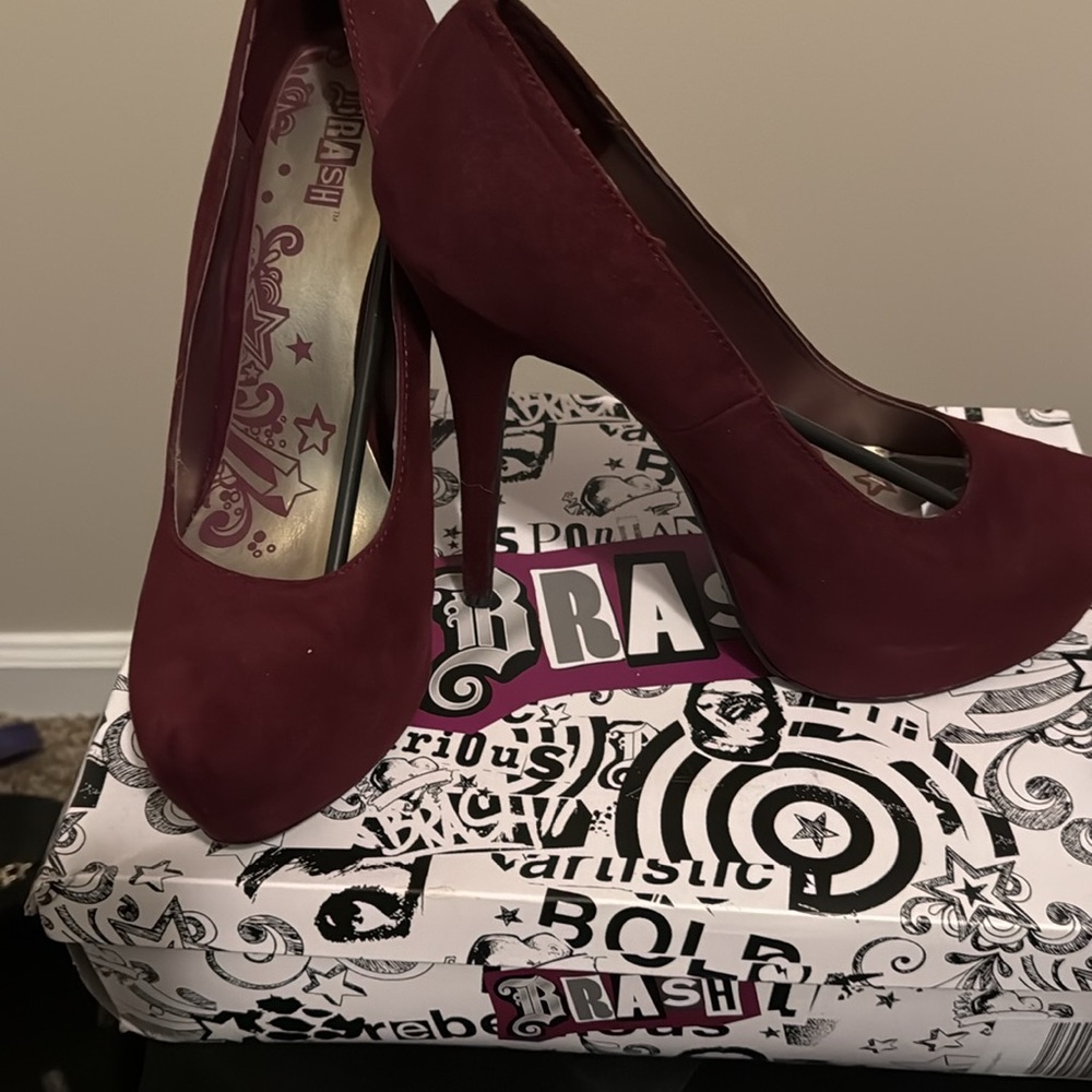 Burgundy Women's Heels - Picture 2 of 5